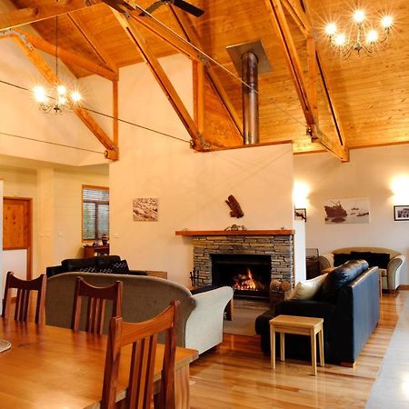 Mahitahi Lodge Bruce Bay Bagian luar foto