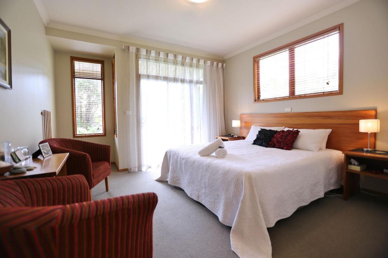 Mahitahi Lodge Bruce Bay Bagian luar foto